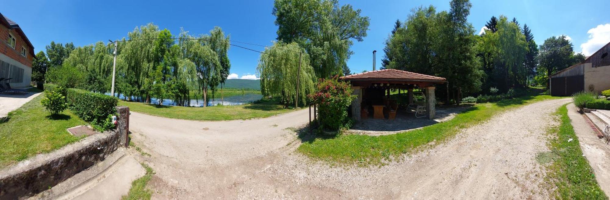 Apartamento Gacka Idila Otočac Exterior foto