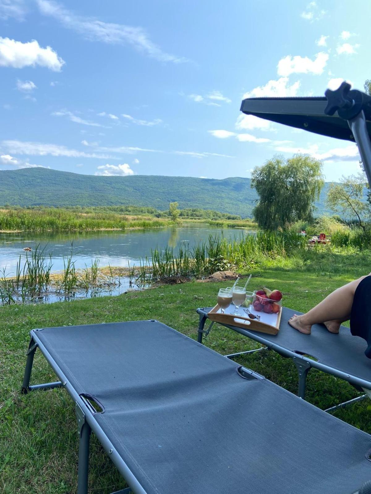 Apartamento Gacka Idila Otočac Exterior foto